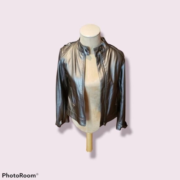 SILVER Faux Leather Jacket Girls size 7/8 - Picture 1 of 4